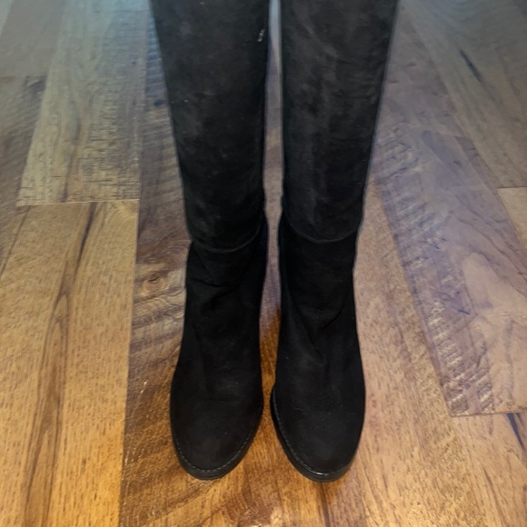 Stuart Weitzman Woman’s Suede/Nylon Lowjack Black Heeled Boots Size 6 - Picture 2 of 5